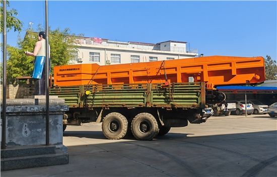 豫靈客戶8m3梭式礦車第三臺發貨